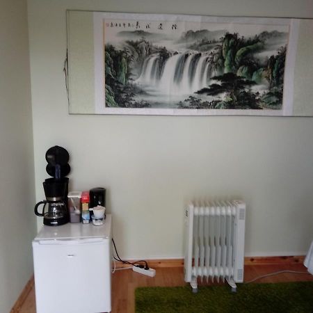 Lin'S B&B Alvsered ภายนอก รูปภาพ