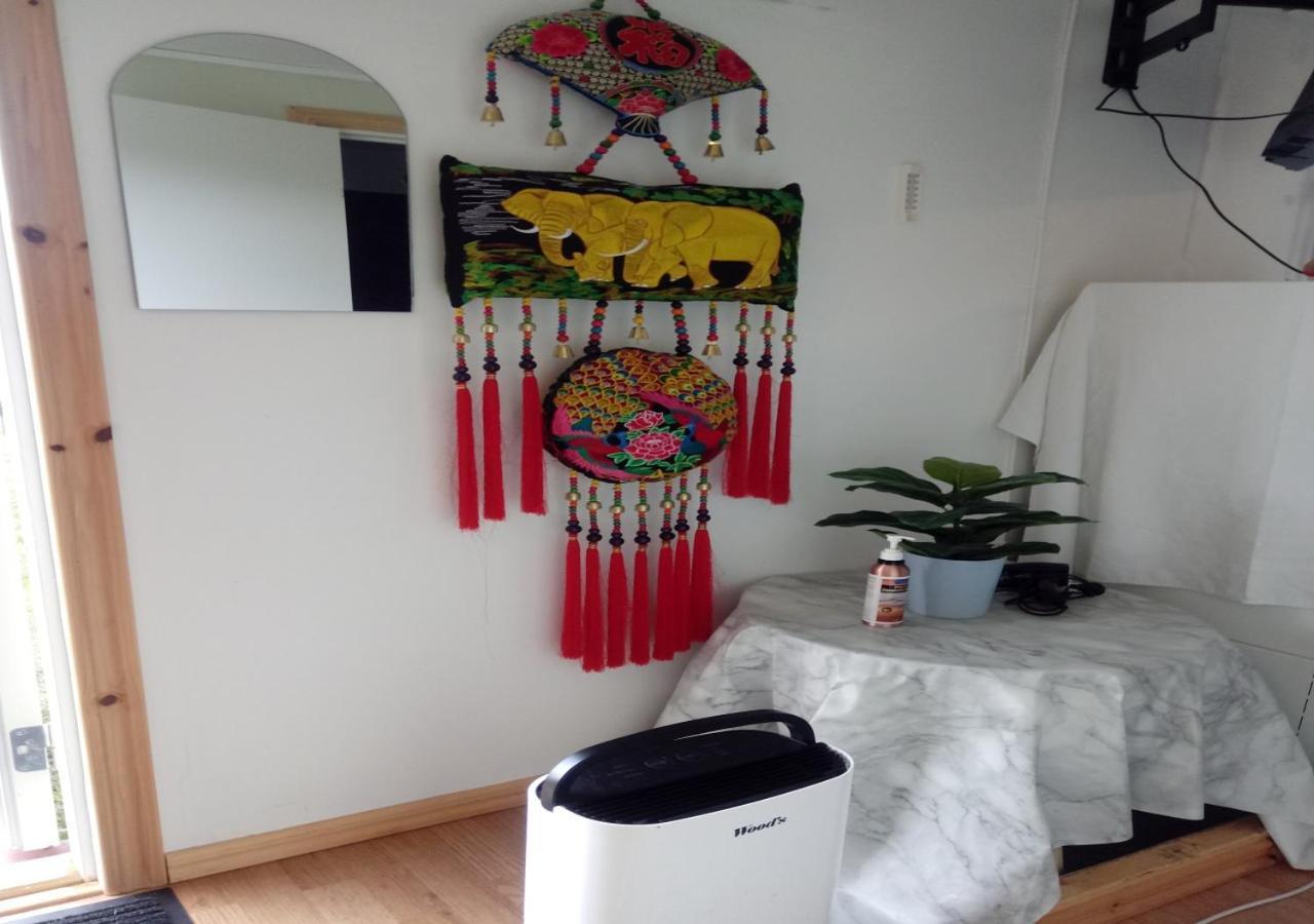 Lin'S B&B Alvsered ภายนอก รูปภาพ